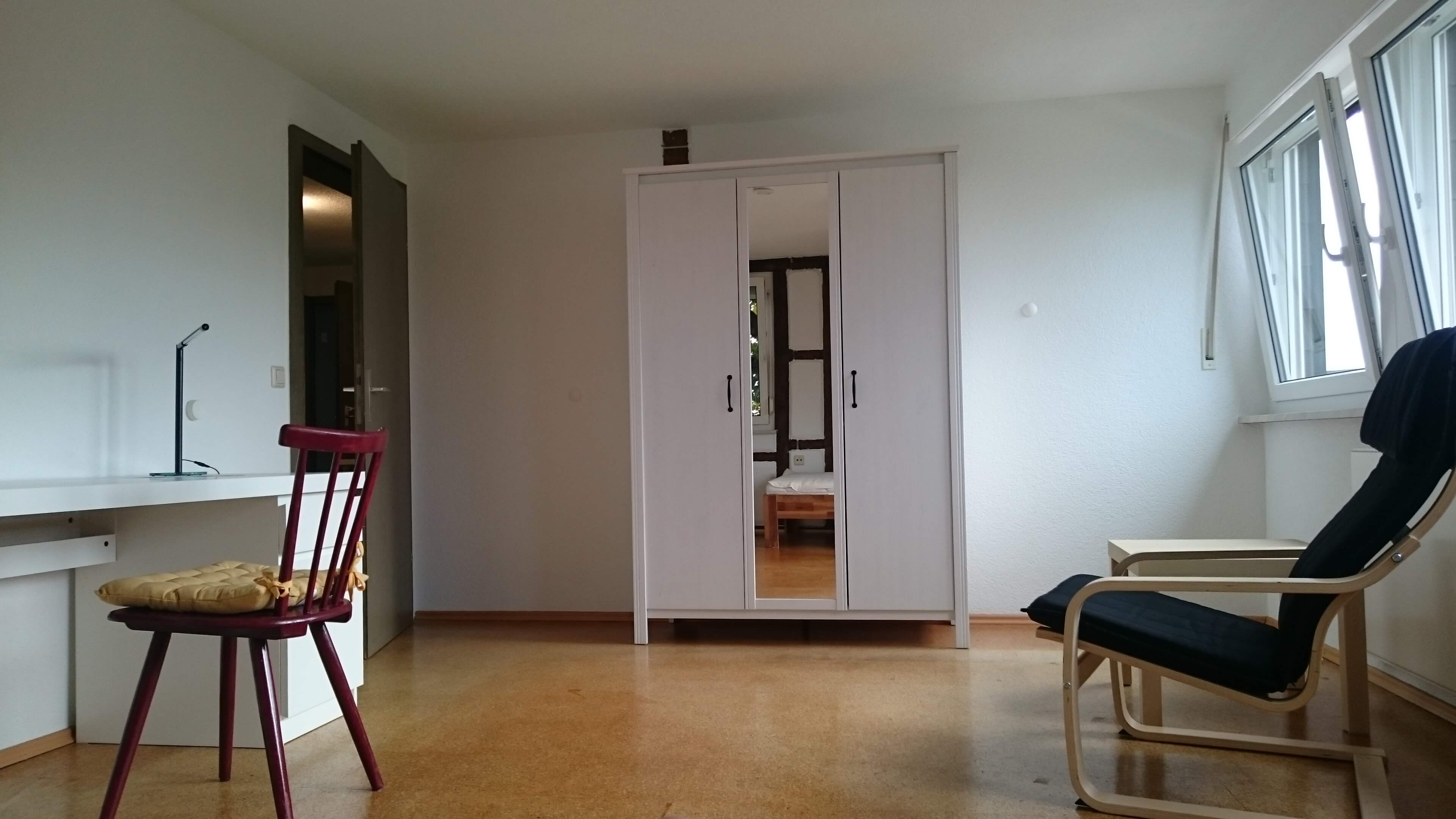 Zimmer 2 Dachgeschoss Neckarsulm Zimmer 2 Dachgeschoss WG Neckarsulm